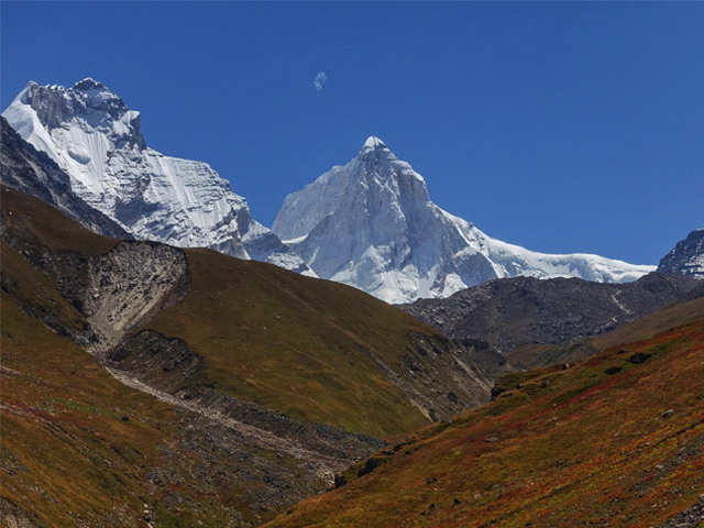 Thalay Sagar (6,904 m)