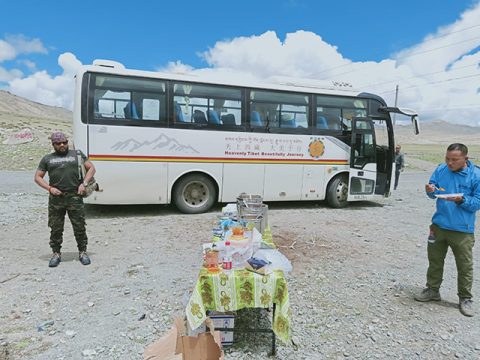 Stoppage for Lunch, Day Kailash Mansarovar Overland Yatra Via Kodari Border Visa From Nepal