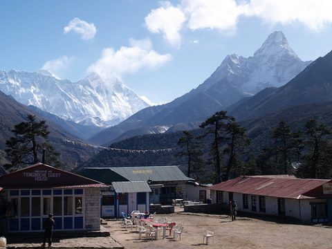 Everest - Lhotse & Ama Dablam, Ama Dablam