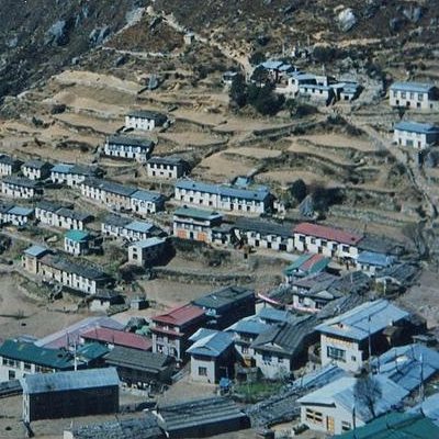 Namche  Bazaar Els Big, Chisapani