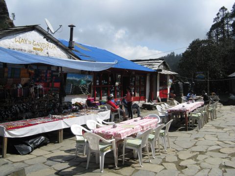 Deurali Yak Hotel, Deurali