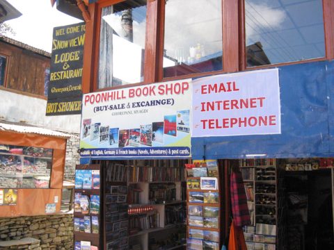 Poon Hill Book Shop, Ghorepani
