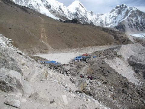 Approaching  Gorak  Shep From The  South, Gorak Shep