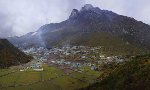 Khumjung Village & Mount Khumbila In Sagarmatha NP, Khumjung