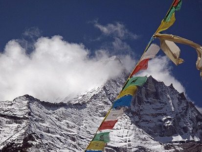 Prayer Flags Enroute Kongde Ri - Nepal, Kongde Ri