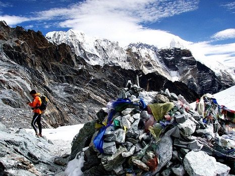 Cho-la-Pass To Lobuche - Nepal Himalayas, Lobuche