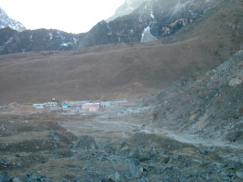Lobuche Town, Lobuche