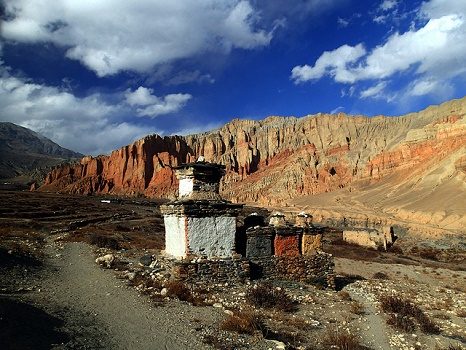 Chorten Near Dakmar - Mustang Annapurna - Nepal, Mustang