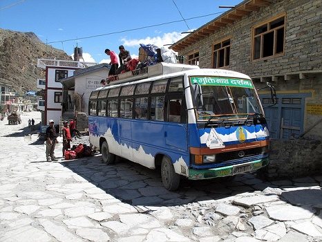 Tourist Bus - Mustang Annapurna - Nepal, Mustang