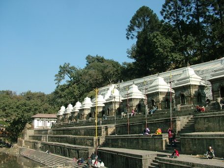 Ghats Pashupatinath, Pashupatinath Temple