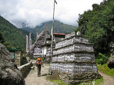 Lanes @ Phakding - Nepal Himalayas, Phakding