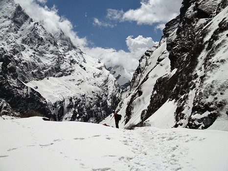 Exploring Annapurna Sanctuary - Nepal Himalayas, South Annapurna Glacier