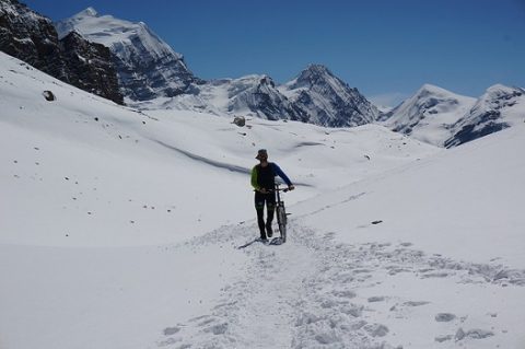 Thorong La Pass Cycling - Nepal Annapurnas, South Annapurna Glacier