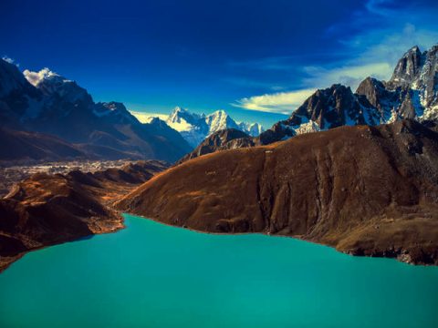 Beautiful Gokyo Lake, Three Passes and Everest Base Camp