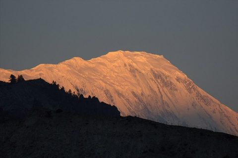 Nepal Tilicho Peak At Sunrise, Tilicho Lake