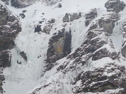 Ice Fall, Trail Chhomrong to ABC