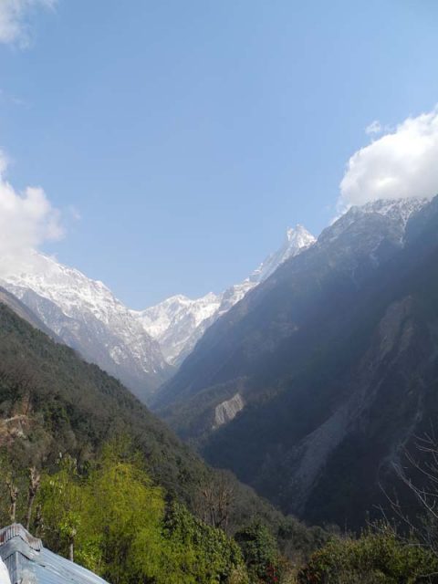 View of Fishtail from Himalaya, Trail Chhomrong to ABC