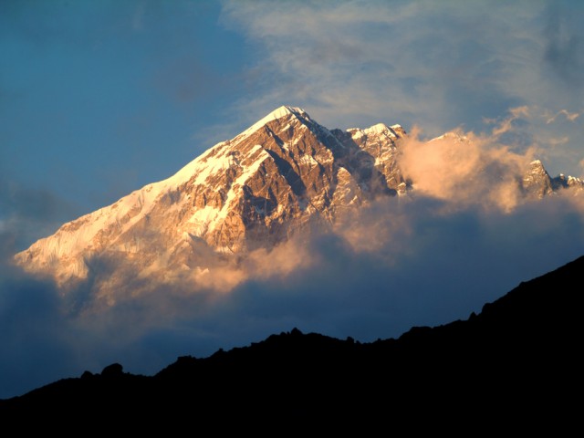 Lobuje Far East (6119m)