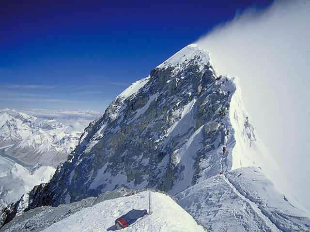 The Traverse from the South Summit