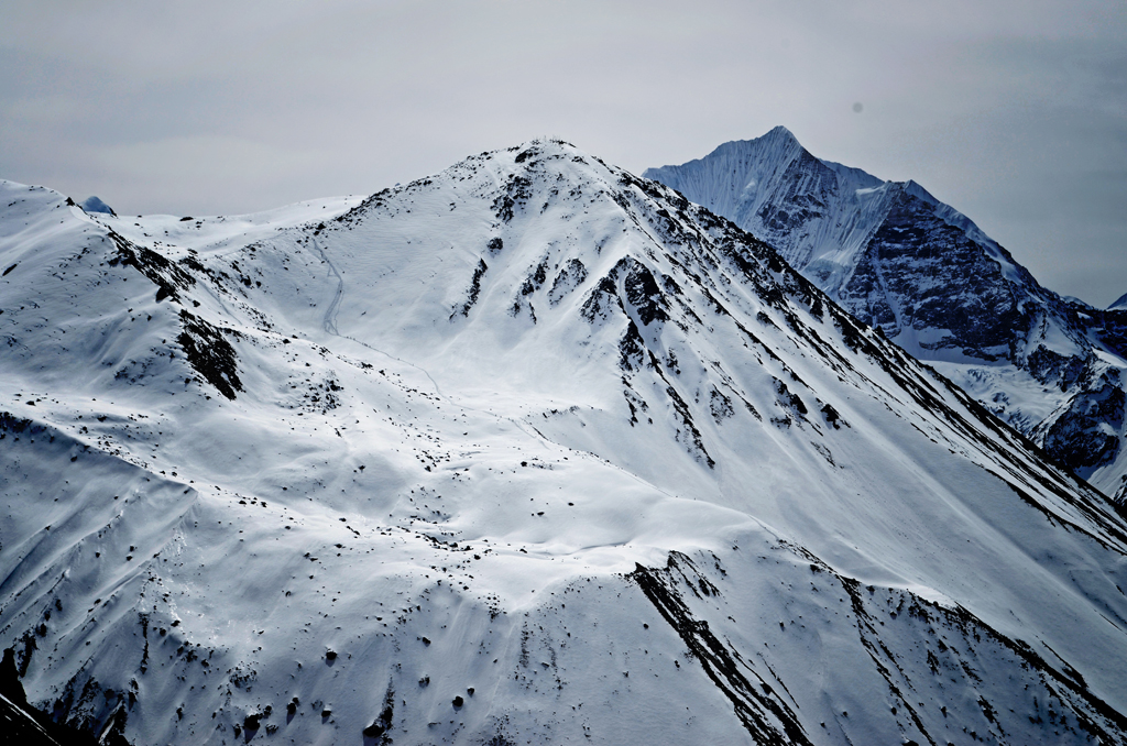 A view of Tsergo Ri (4984m)