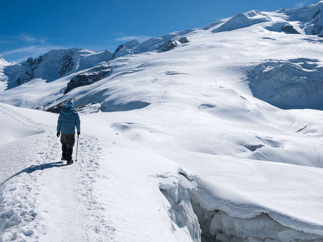 Ascent to the summit of Mera Peak